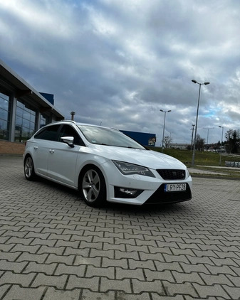 Seat Leon cena 42000 przebieg: 275000, rok produkcji 2014 z Ryki małe 92